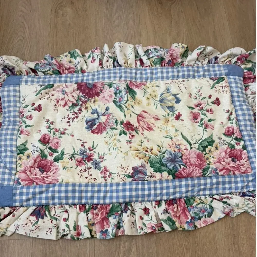 Vintage Handmade Puff patchwork Twin Quilt 4 Piece Set Cottagecore